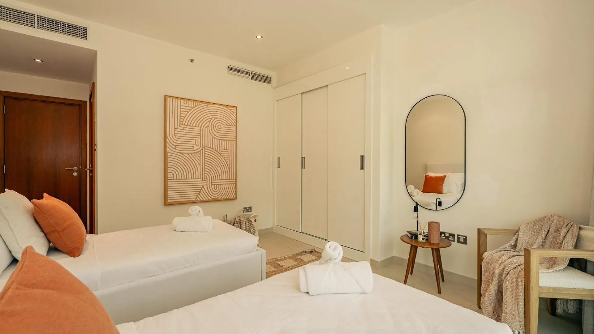 Daire Voyage Two Bedroom Haven In Raha Abu Dabi Birleşik Arap Emirlikleri