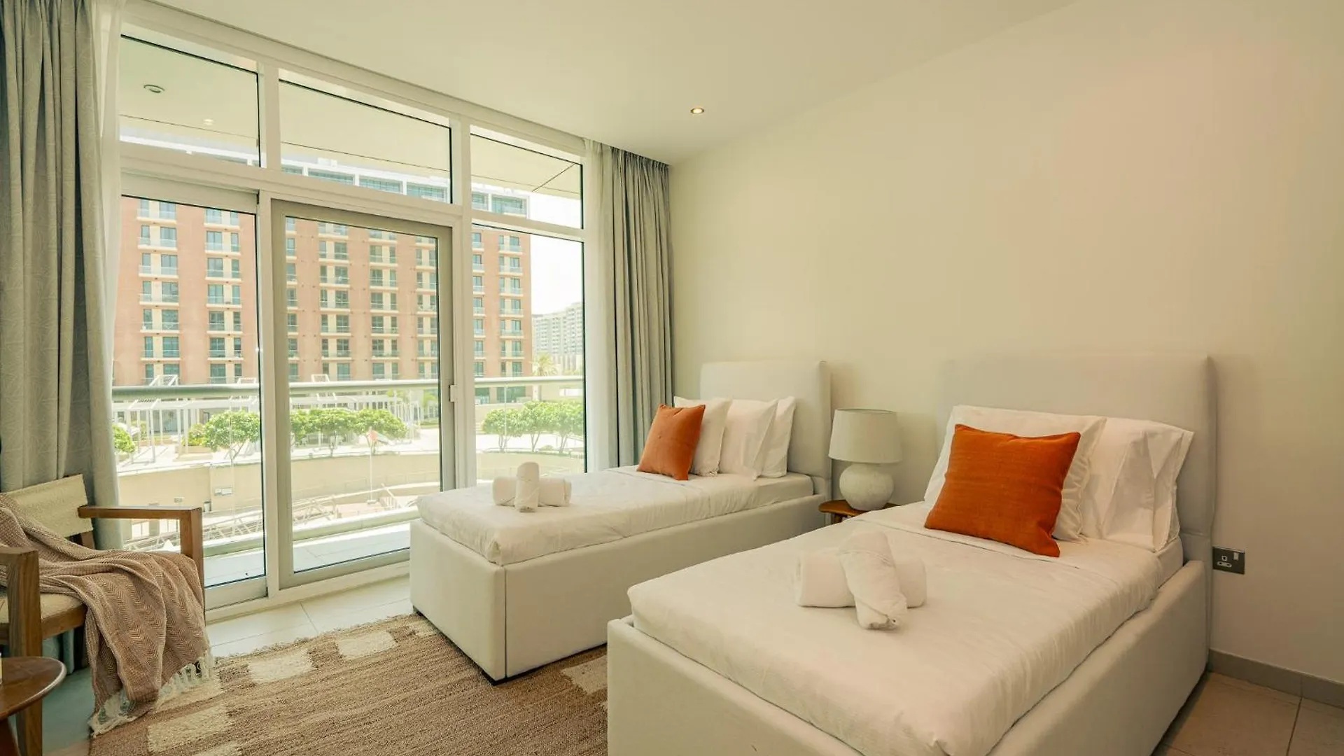 아파트 Voyage Two Bedroom Haven In Raha 아부다비